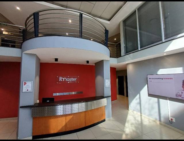 BUSINESS PROPERTY TO RENT IN KOSMOSDAL